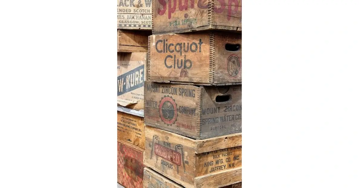 Vintage Americana Decor Vintage Wooden crates https www.pinterest.de pin 101260691613712820