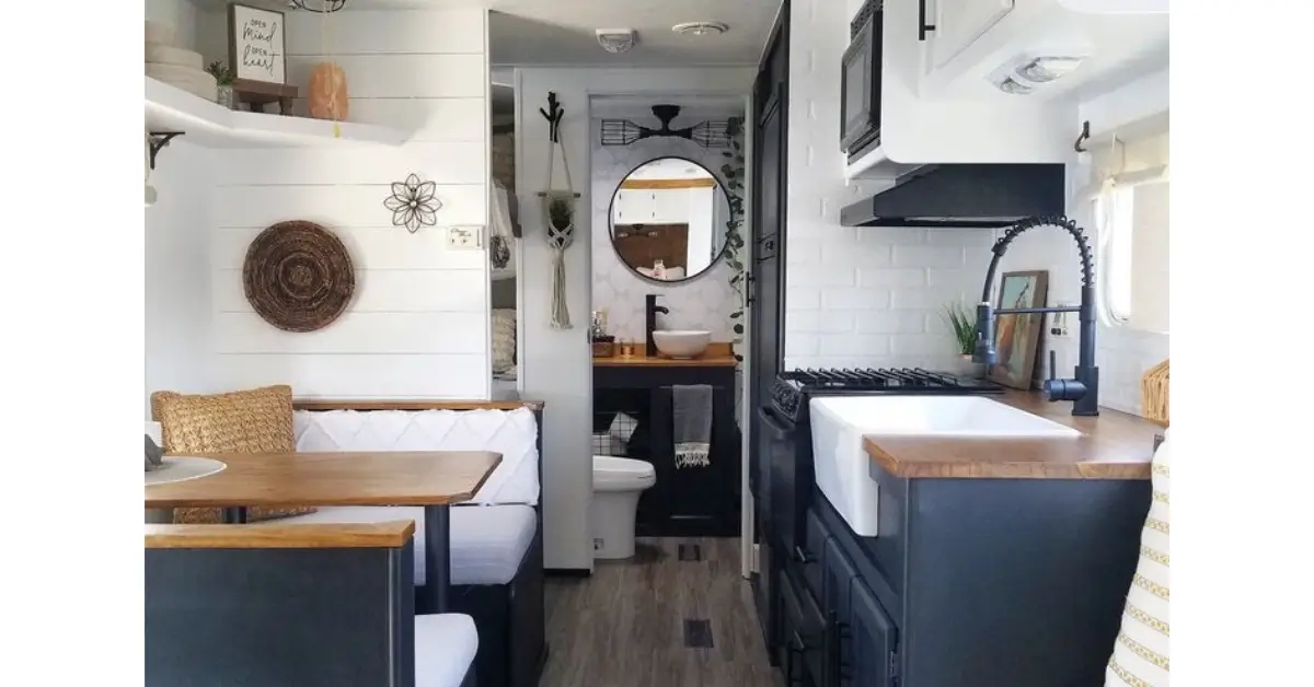 Vintage-Style-Campers-Kitchen-and-Dining
