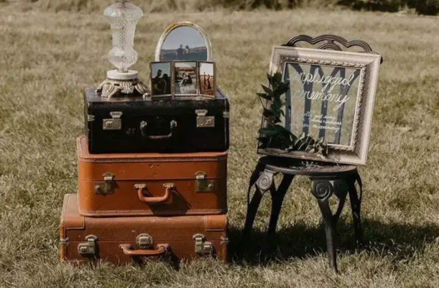 Vintage Suitcases as wedding decor or the grass