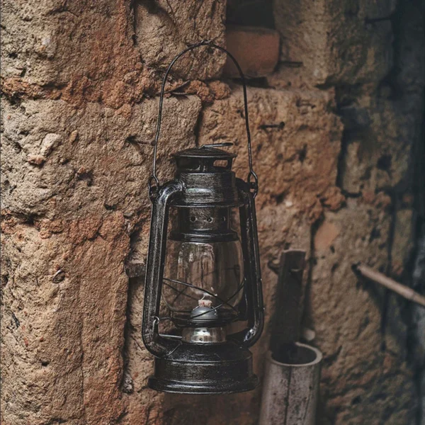 kf S926a4e5a60834ca49f2e97e013327f97H Retro Iron Kerosene Lamp with Wick Vintage Photography Props Home Decoration for Coffee Shop Figurines Miniatures
